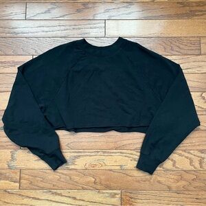 ***SOLD*** ALO Black Cropped Pullover